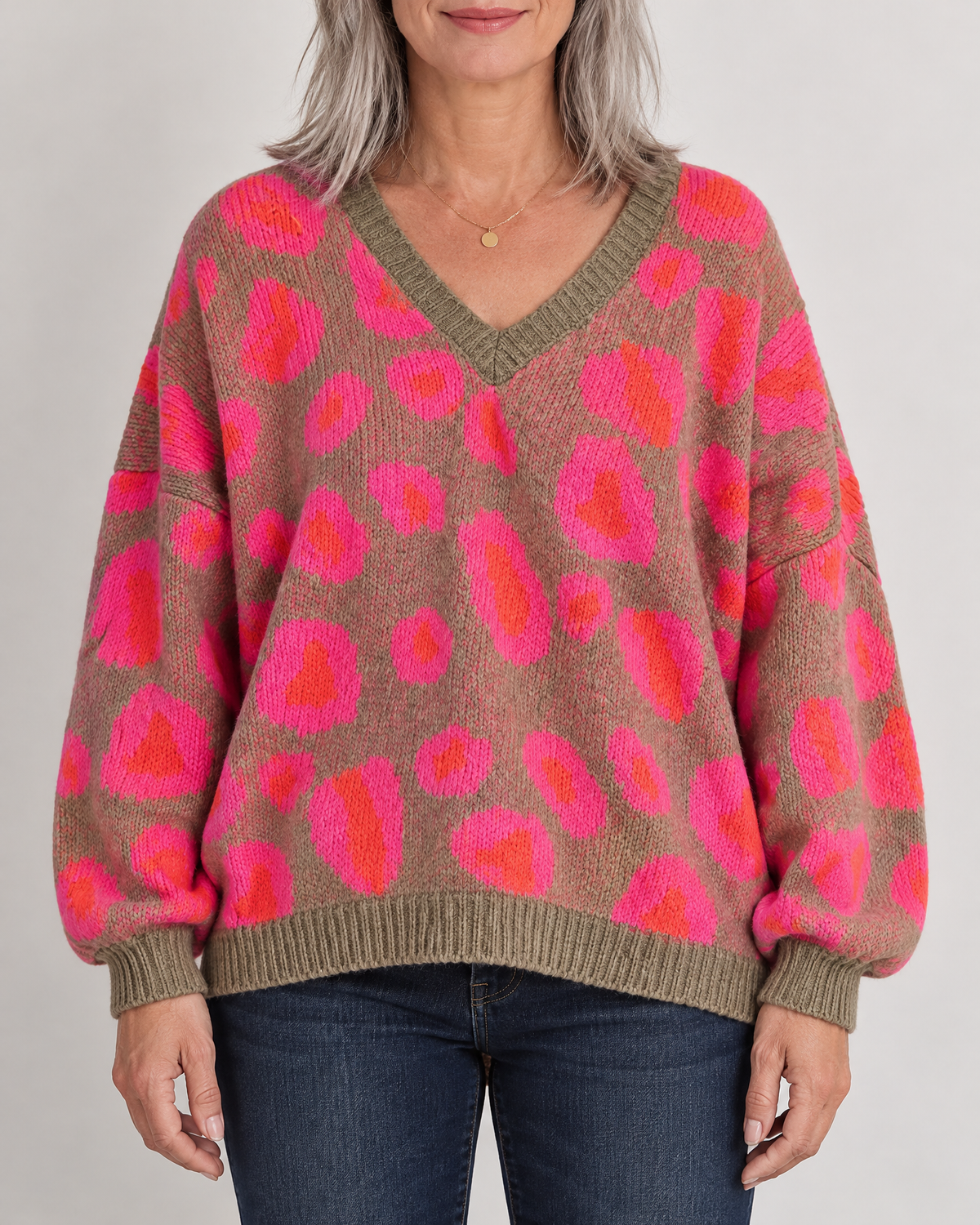 Paulette - Leopard V-Neck Sweater