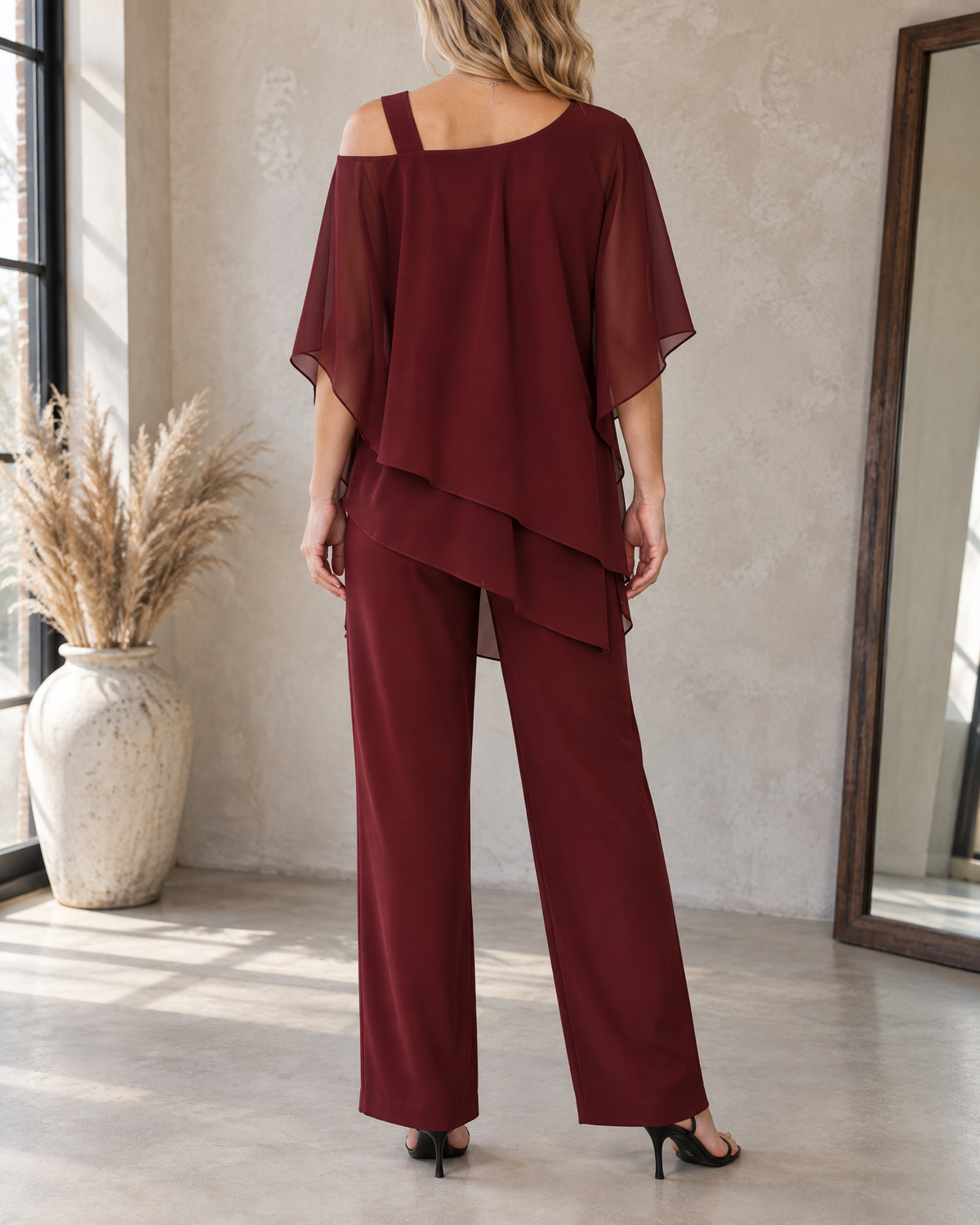 Isaure - Batwing Asymmetric Set