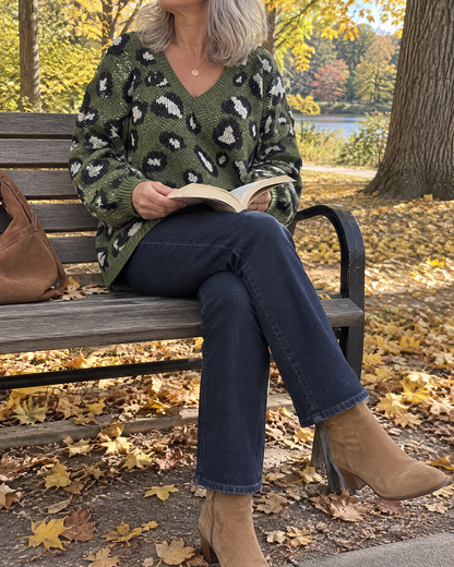 Paulette - Leopard V-Neck Sweater