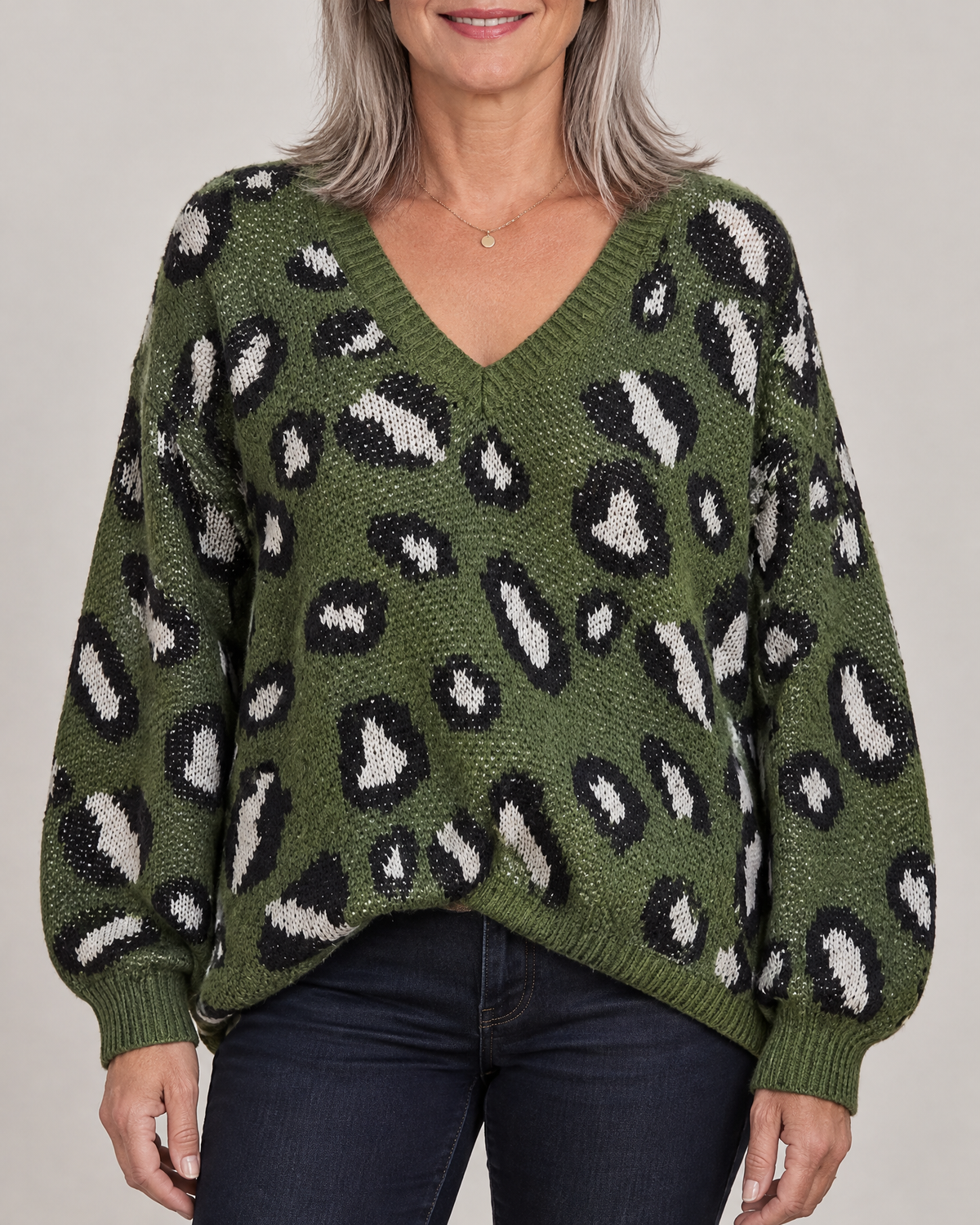 Paulette - Leopard V-Neck Sweater
